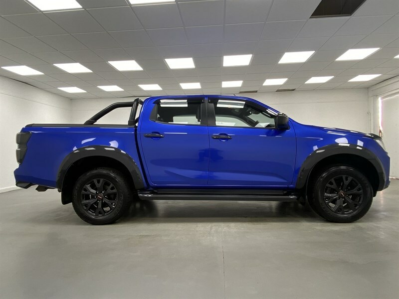Isuzu D-Max 1.9 V-cross Double Cab 4X4 Blue #5