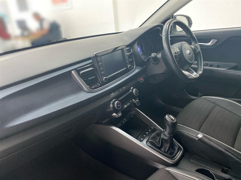 Kia RIO 1.0 T Gdi 118 Gt-line S White #2