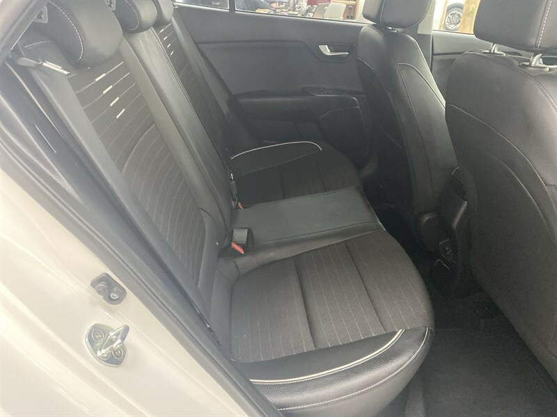 Kia RIO 1.2 2 Euro 6 Ss White #8