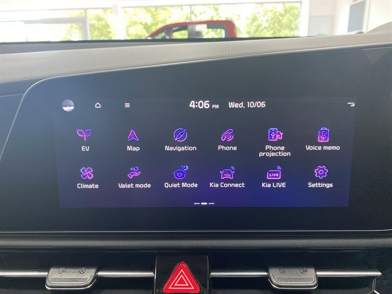 Kia e-Niro 150Kw 2 Nav 65Kwh Black #42