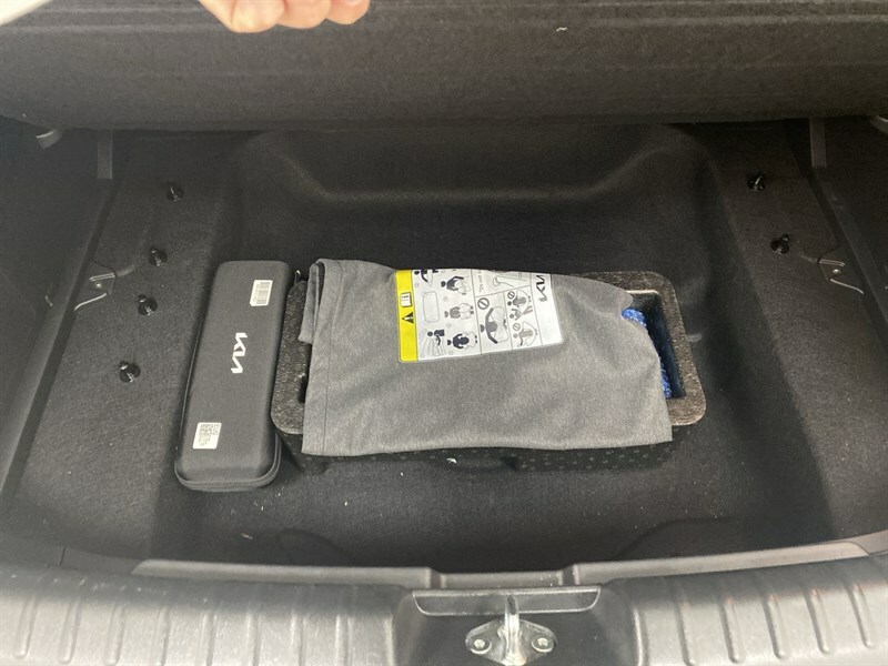 Kia e-Niro 150Kw 2 Nav 65Kwh Black #57