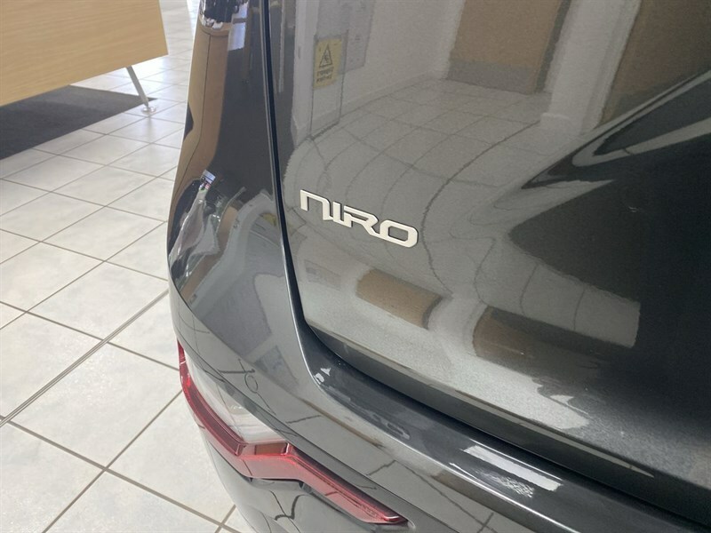 Kia e-Niro 150Kw 2 Nav 65Kwh Black #27