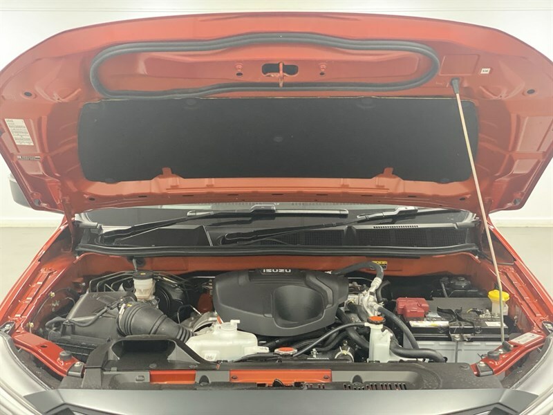 Isuzu D-Max D-max 1.9 Utility Double Cab 4 X4 Rear Diff Lock Silver #26
