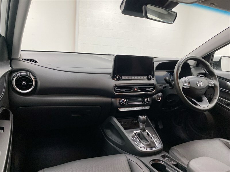 Hyundai Kona 1.6 Gdi Hybrid Ultimate Dct DN23VKR White #2
