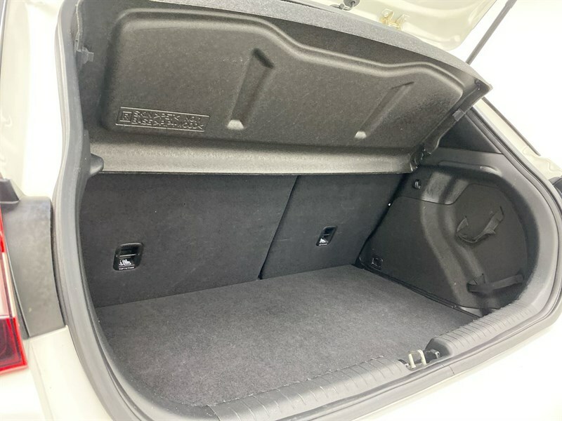 Hyundai I20 Hatchback White #61