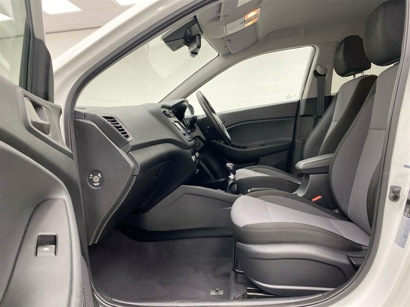 Hyundai I20 Hatchback White #53