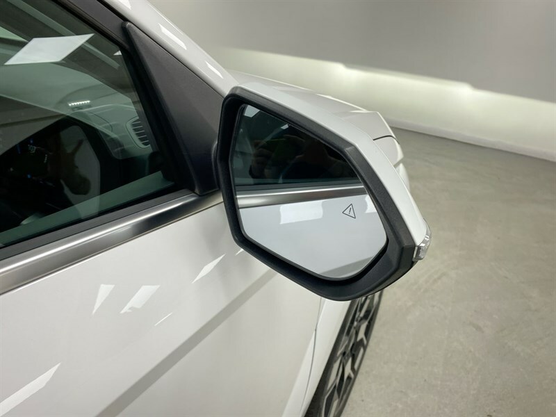 Hyundai Kona Advance Orange #26
