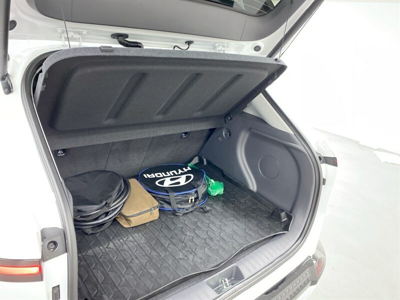 Hyundai Kona Advance Orange #56