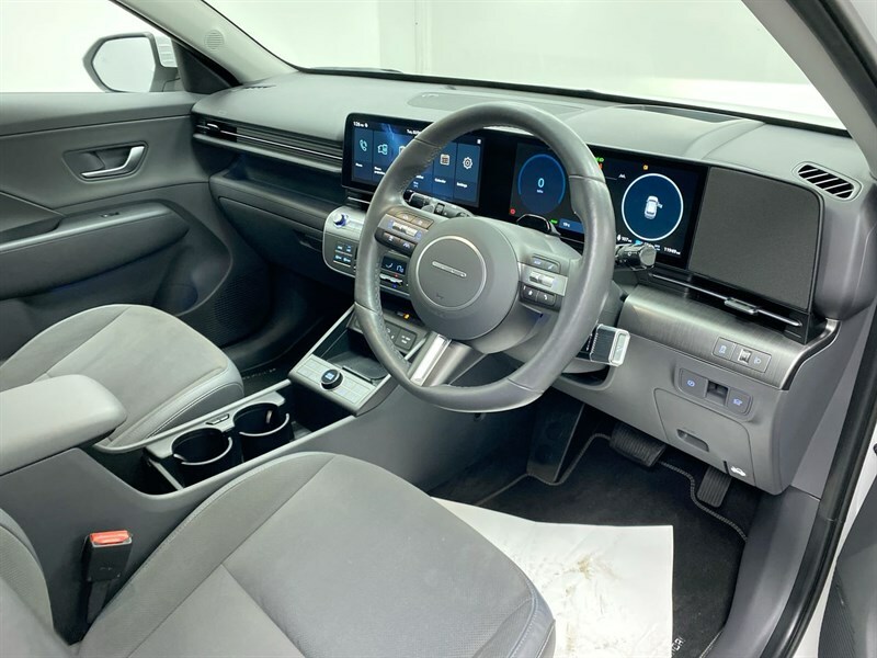 Hyundai Kona Advance Orange #31