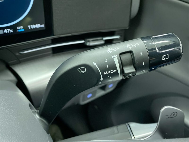 Hyundai Kona Advance Orange #40