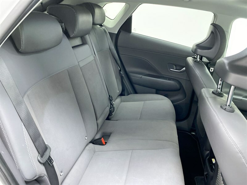 Hyundai Kona Advance Orange #54