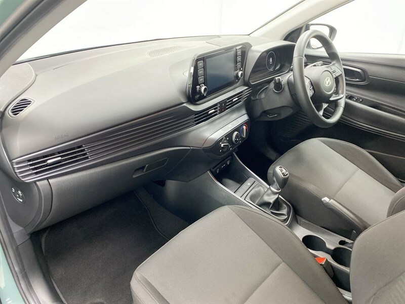 Hyundai I20 1.0T Gdi Advance Green #2