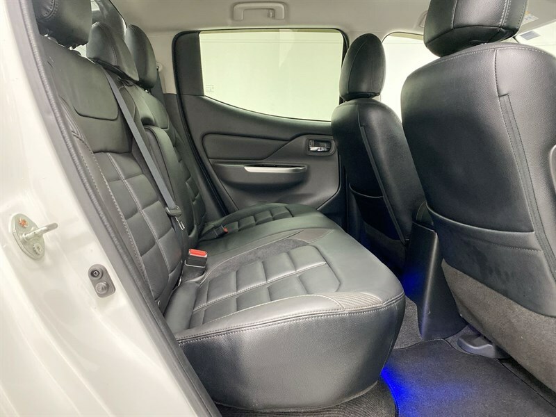 Mitsubishi L200 Double Cab Di-d 150 Silver #56