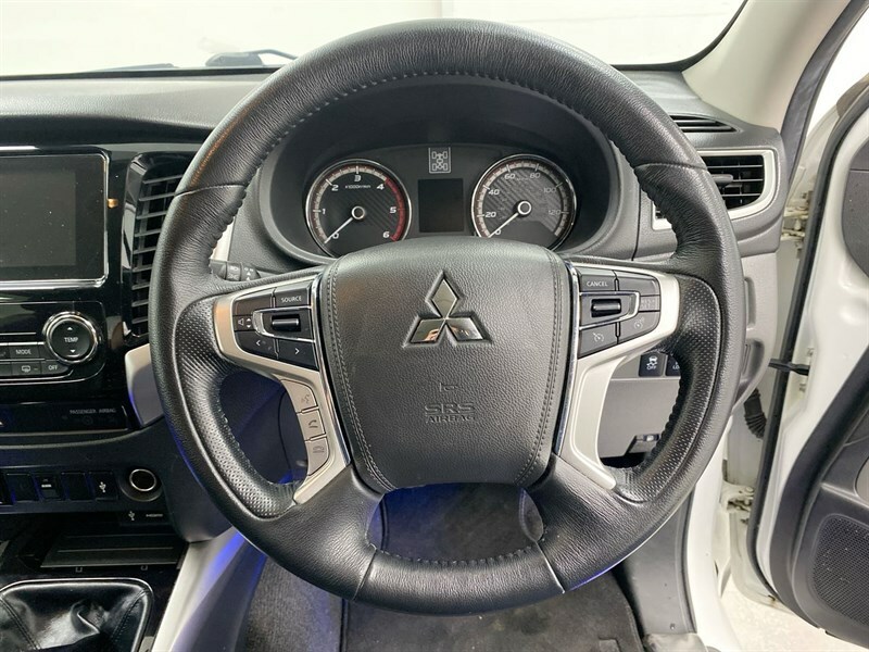 Mitsubishi L200 Double Cab Di-d 150 Silver #43