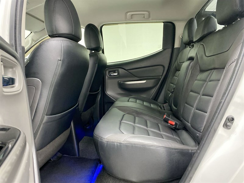 Mitsubishi L200 Double Cab Di-d 150 Silver #57