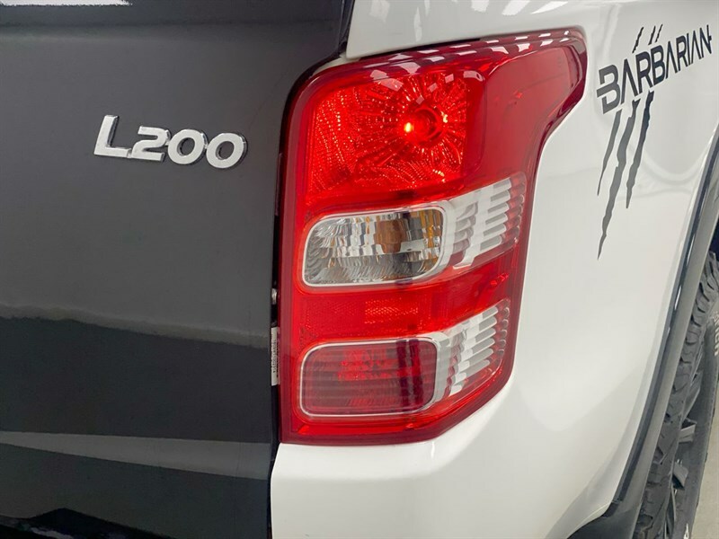 Mitsubishi L200 Double Cab Di-d 150 Silver #22