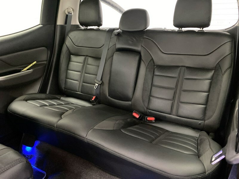 Mitsubishi L200 Double Cab Di-d 150 Silver #8