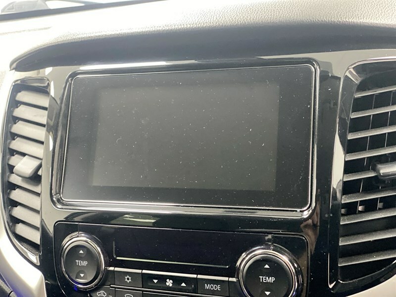 Mitsubishi L200 Double Cab Di-d 150 Silver #44