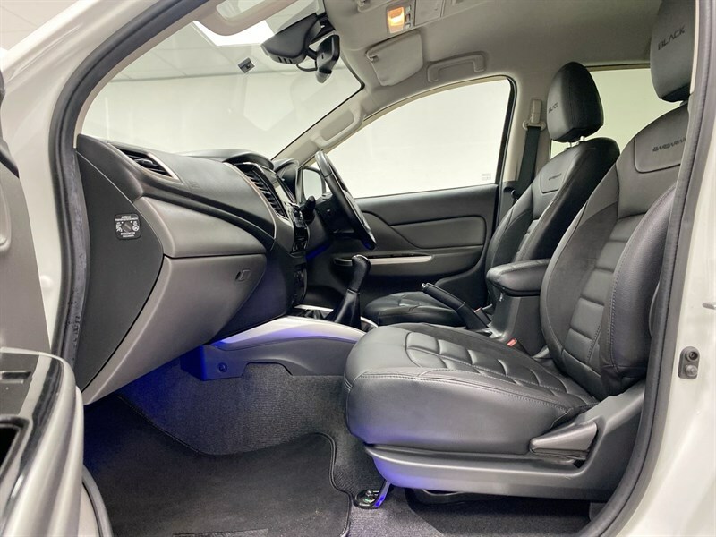 Mitsubishi L200 Double Cab Di-d 150 Silver #52