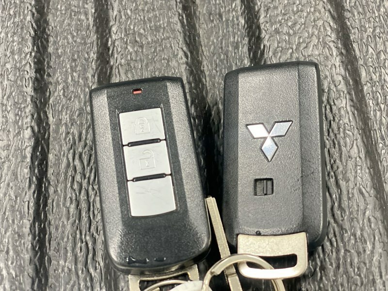 Mitsubishi L200 Double Cab Di-d 150 Silver #55