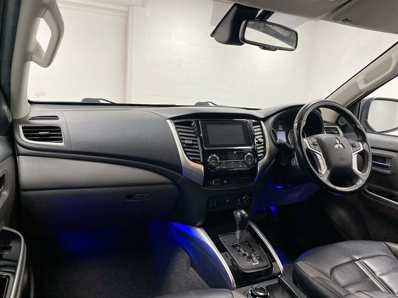 Mitsubishi L200 Double Cab Di-d 178 Barbarian 4Wd Grey #2