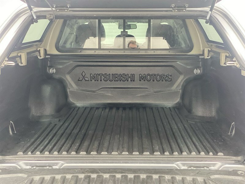 Mitsubishi L200 Di-d Dc Warrior Silver #59