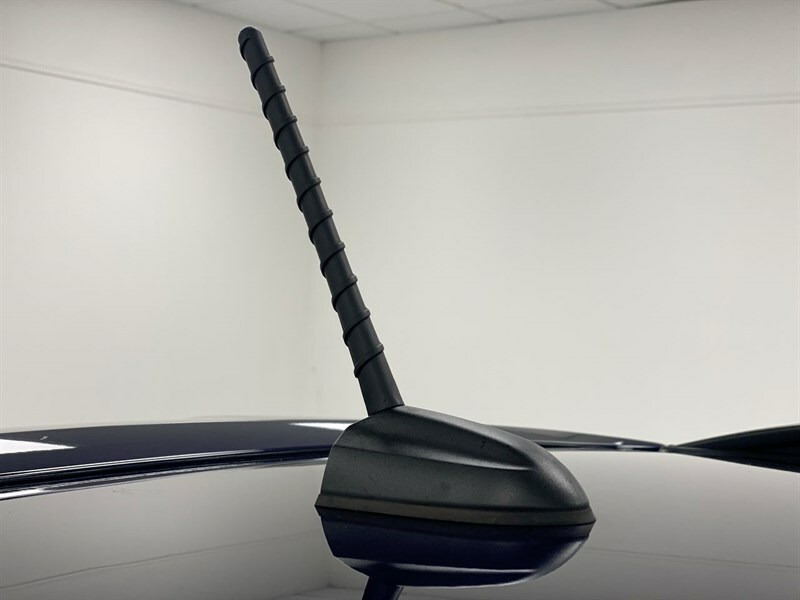 SsangYong Tivoli Hatchback Black #16