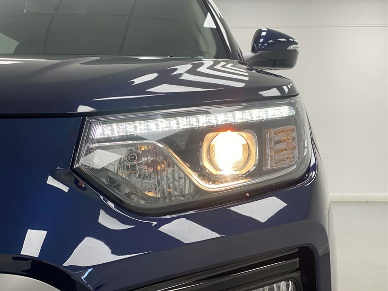 SsangYong Tivoli Hatchback Black #14