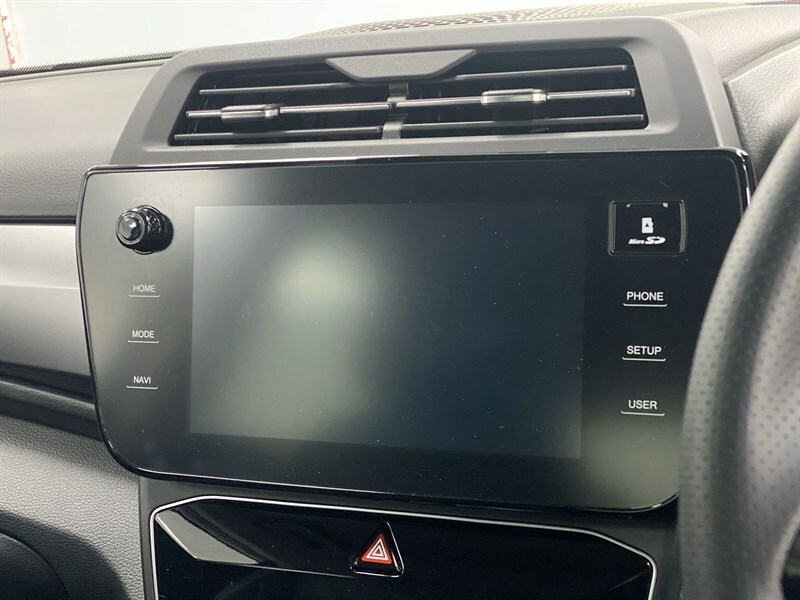 SsangYong Tivoli Hatchback Black #36