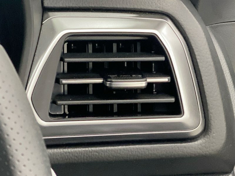 SsangYong Tivoli Hatchback Black #28