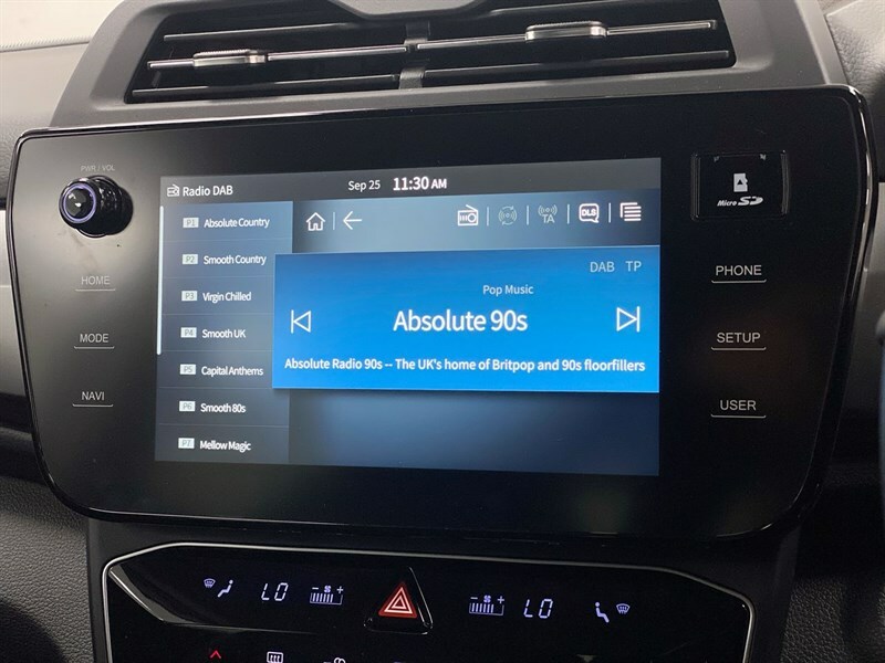 SsangYong Tivoli Hatchback Black #39