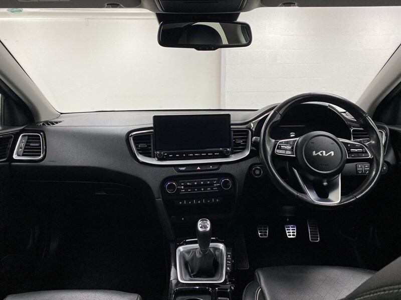 Kia Xceed 1.5T Gdi Isg 4 Black #4