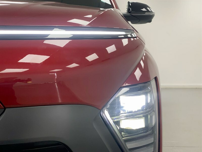 Hyundai Kona Advance White #24