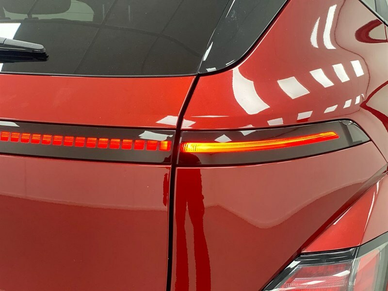 Hyundai Kona Advance White #27