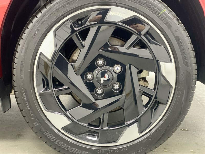 Hyundai Kona Advance White #21