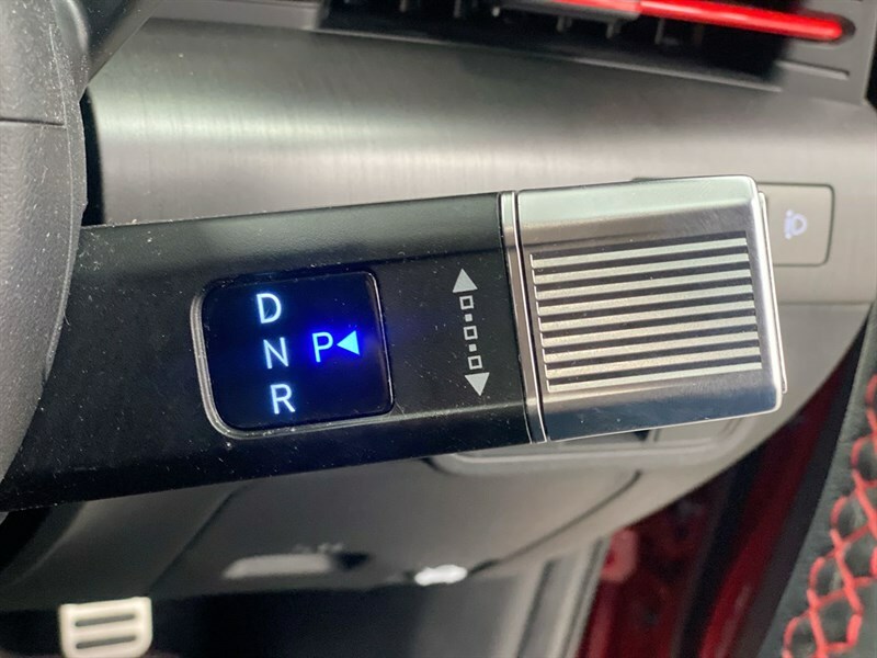 Hyundai Kona Advance White #77