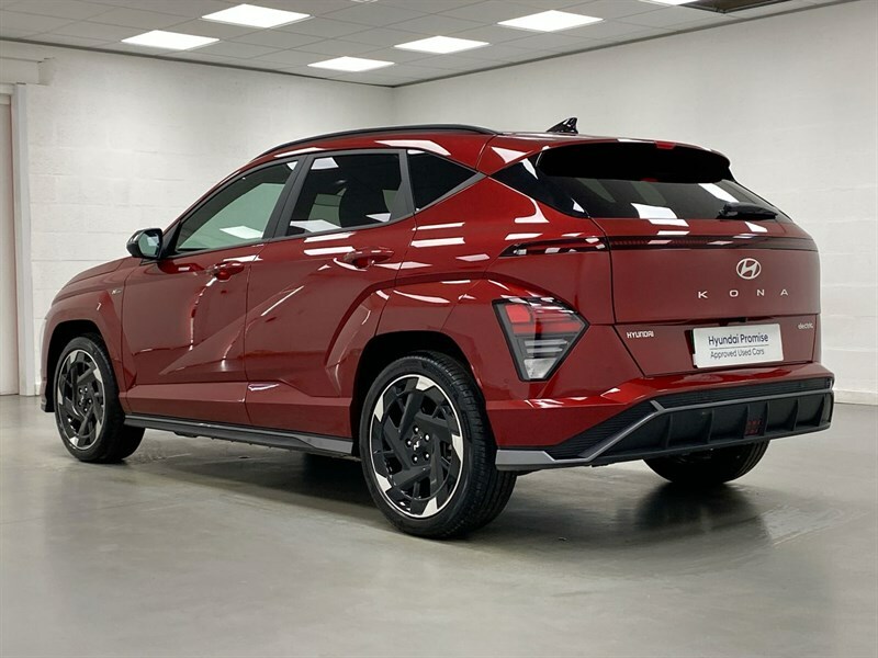 Hyundai Kona Advance White #4