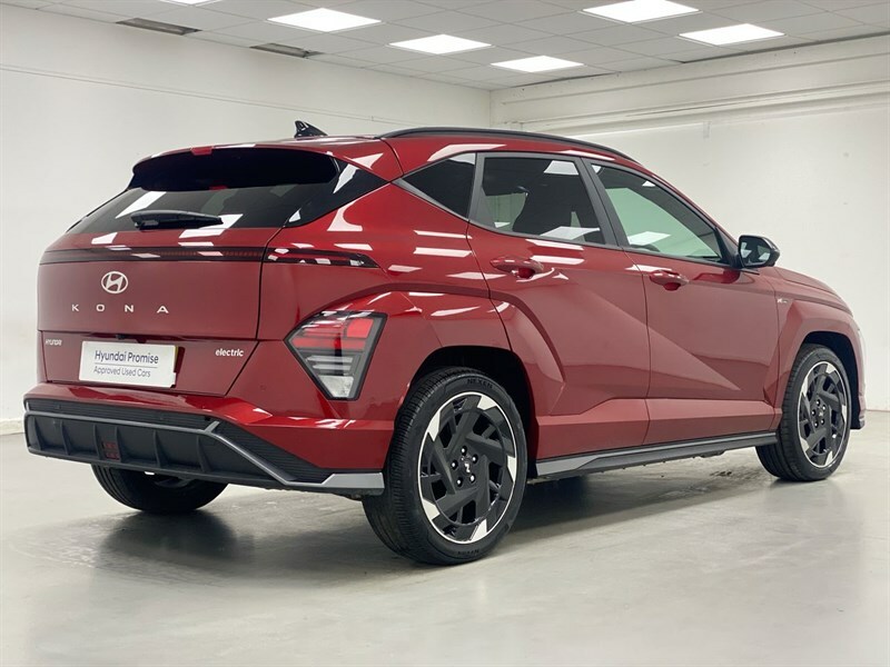 Hyundai Kona Advance White #13