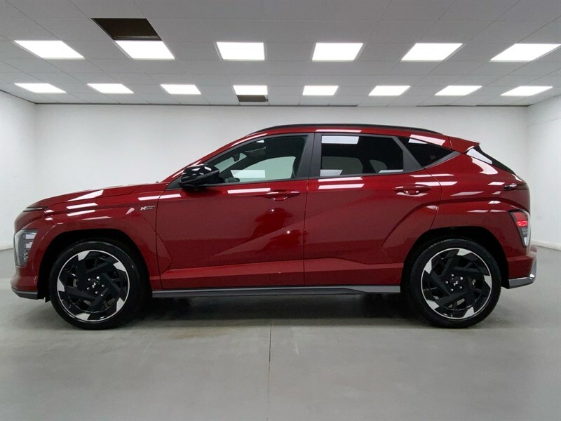 Hyundai Kona Advance White #15