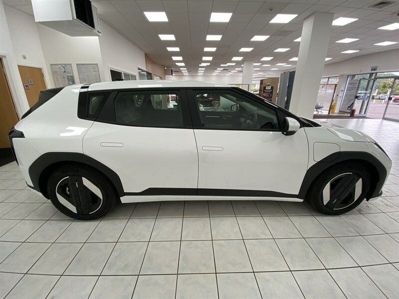 Kia EV4 150Kw Air 81Kwh White #5
