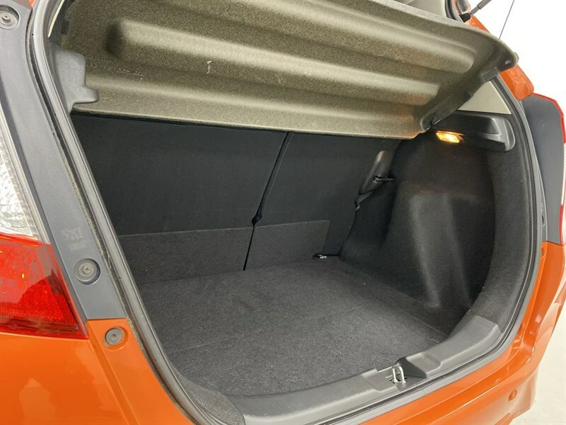 Honda Jazz 1.3L Se Red #96