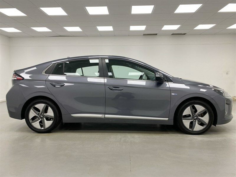 Hyundai Ioniq 1.6 Gdi Hybrid 1St Edition Dct Grey #6