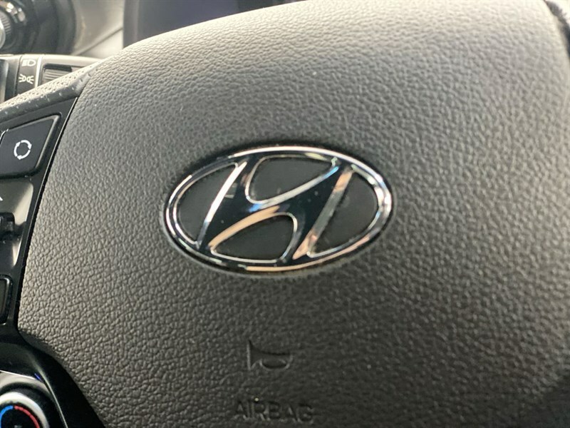Hyundai Tucson  Grey #65