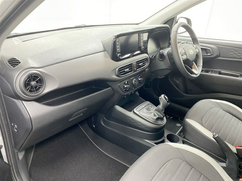 Hyundai I10 1.0 63 Advance Nav Grey #2