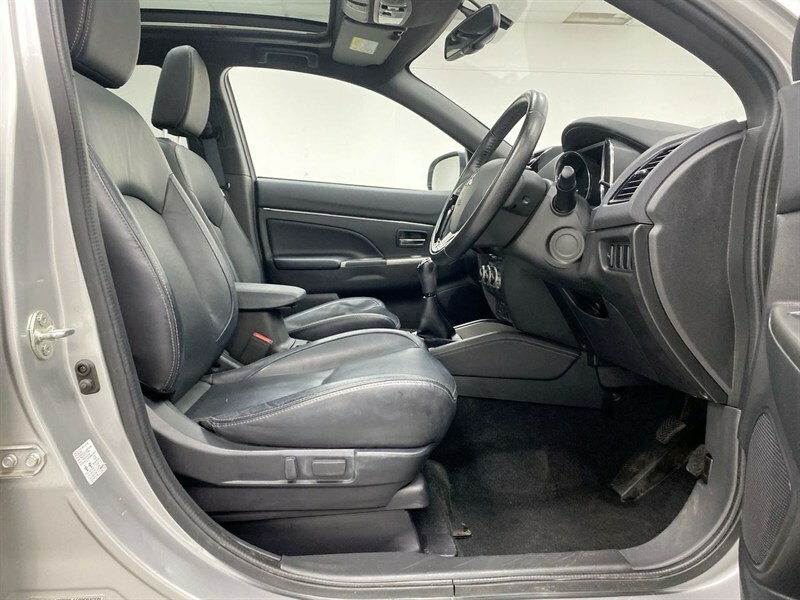 Mitsubishi ASX 2.0 Dynamic Grey #43