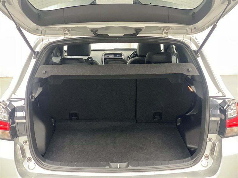 Mitsubishi ASX 2.0 Dynamic Grey #97