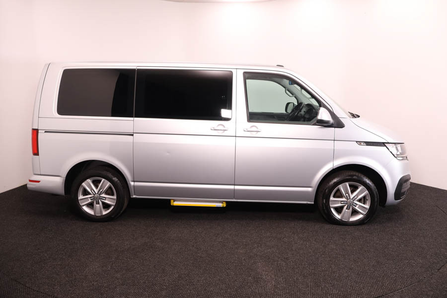 Volkswagen Caravelle Transporter T6.1 Se 2.0 Tdi 150 Dsg Silver #6