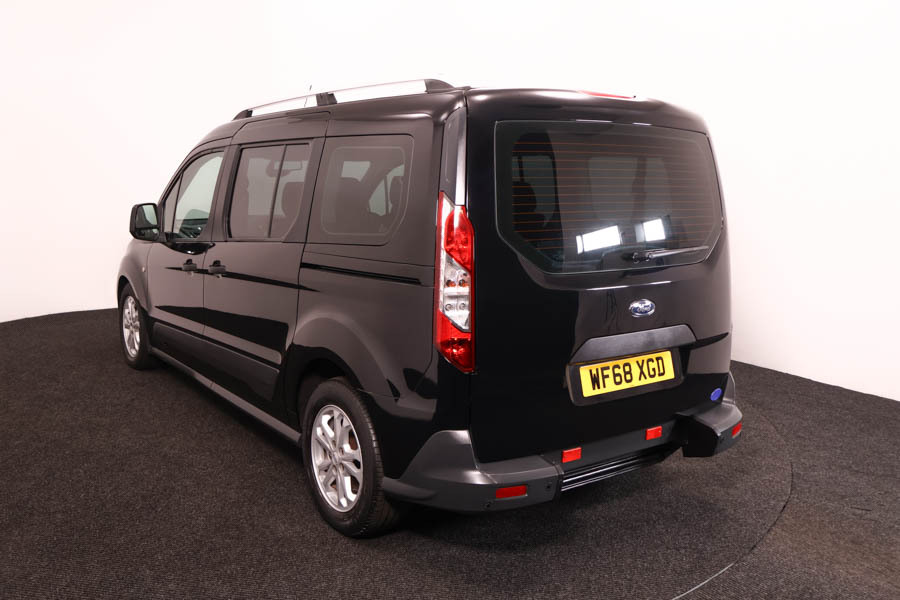 Ford Grand Tourneo Connect 1.5 Tdci Zetec Black #4