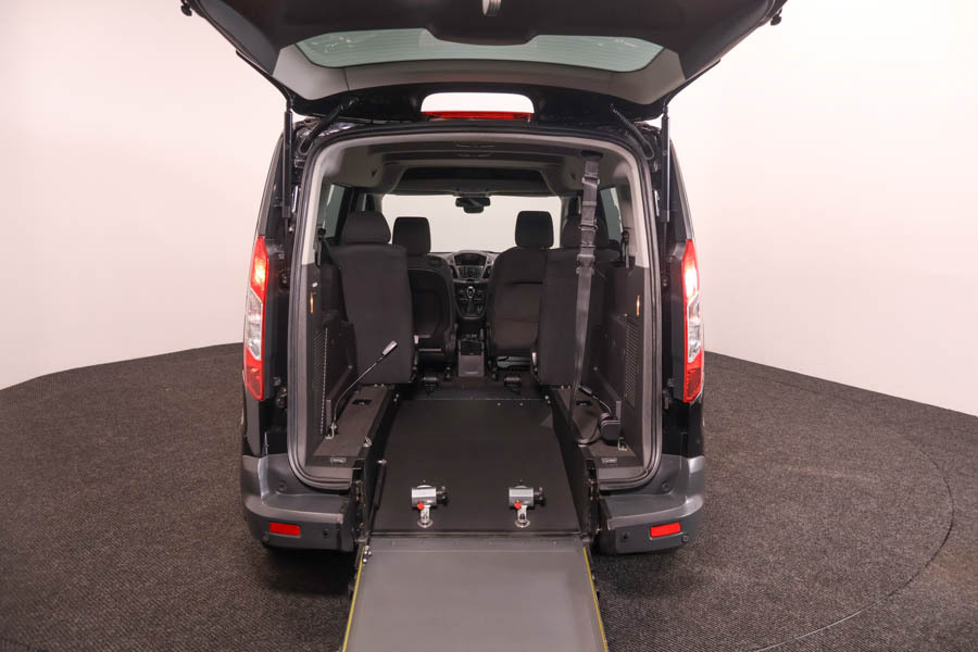 Ford Grand Tourneo Connect 1.5 Tdci Zetec Black #6