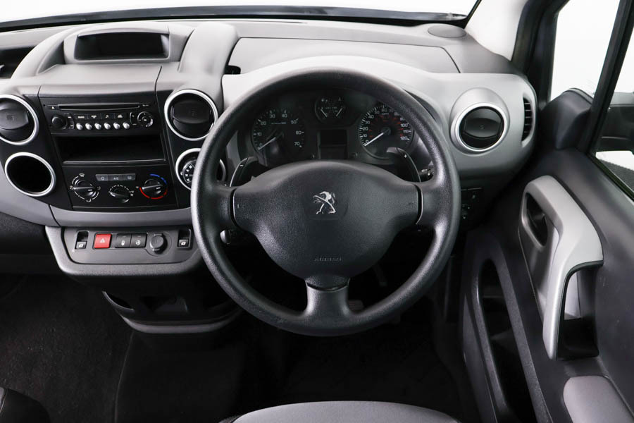 Peugeot Partner Tepee 1.6 Bluehdi 75 Active Grey #7